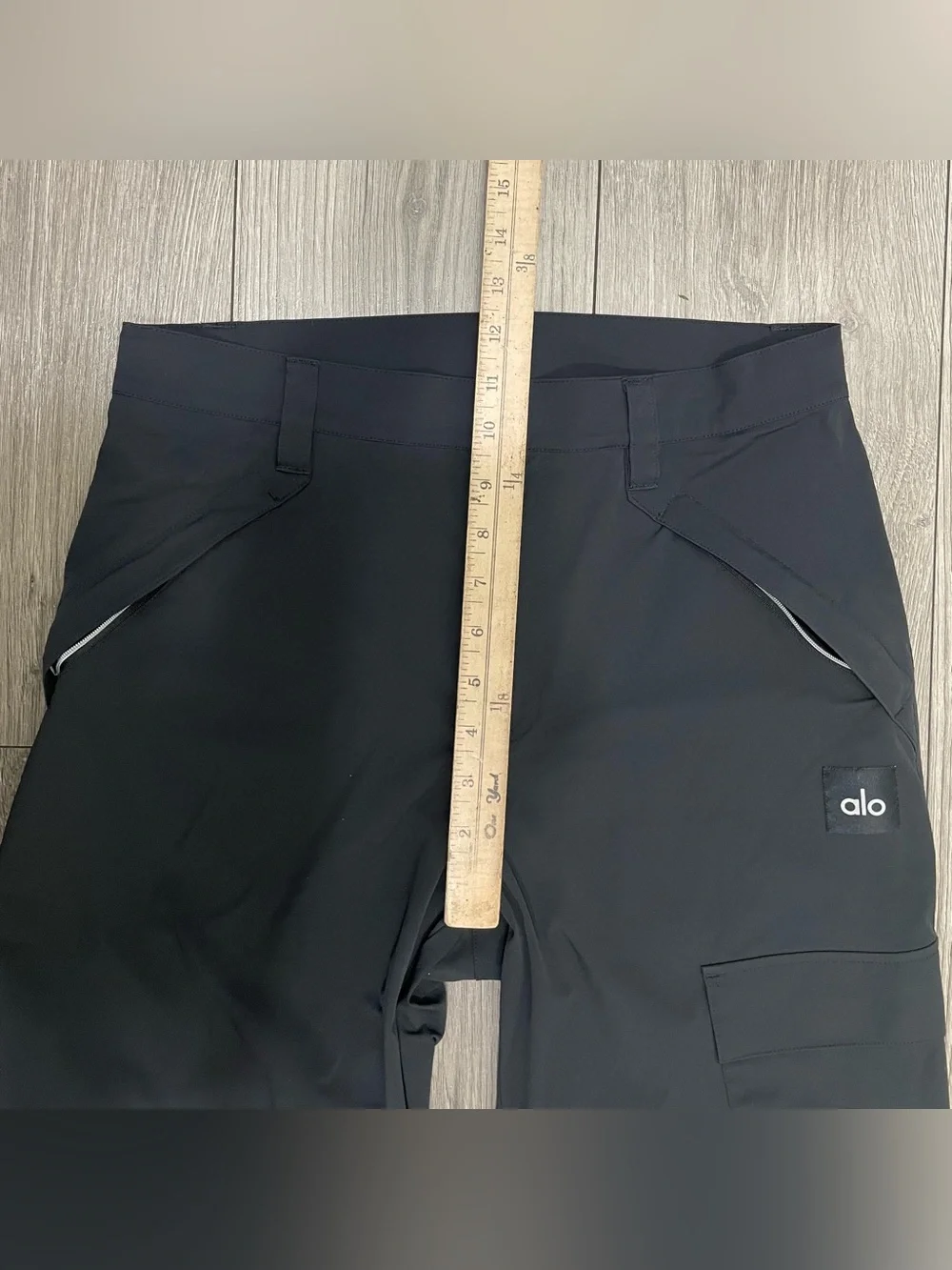 ALO Yoga All That Trouser in Black Size Small